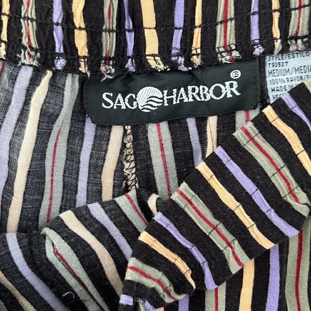 Bundle of stripped pants  - Picture 3 of 8